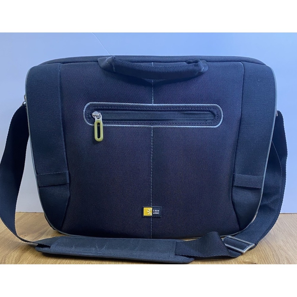 Case Logic Laptop Black Gray Green 14" x 11" Soft Case Briefcase Carrying Case